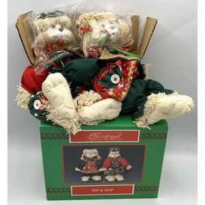 House Of Lloyd Christmas Around The World Hip & Hop Bunny Rabbit Figurine 1995